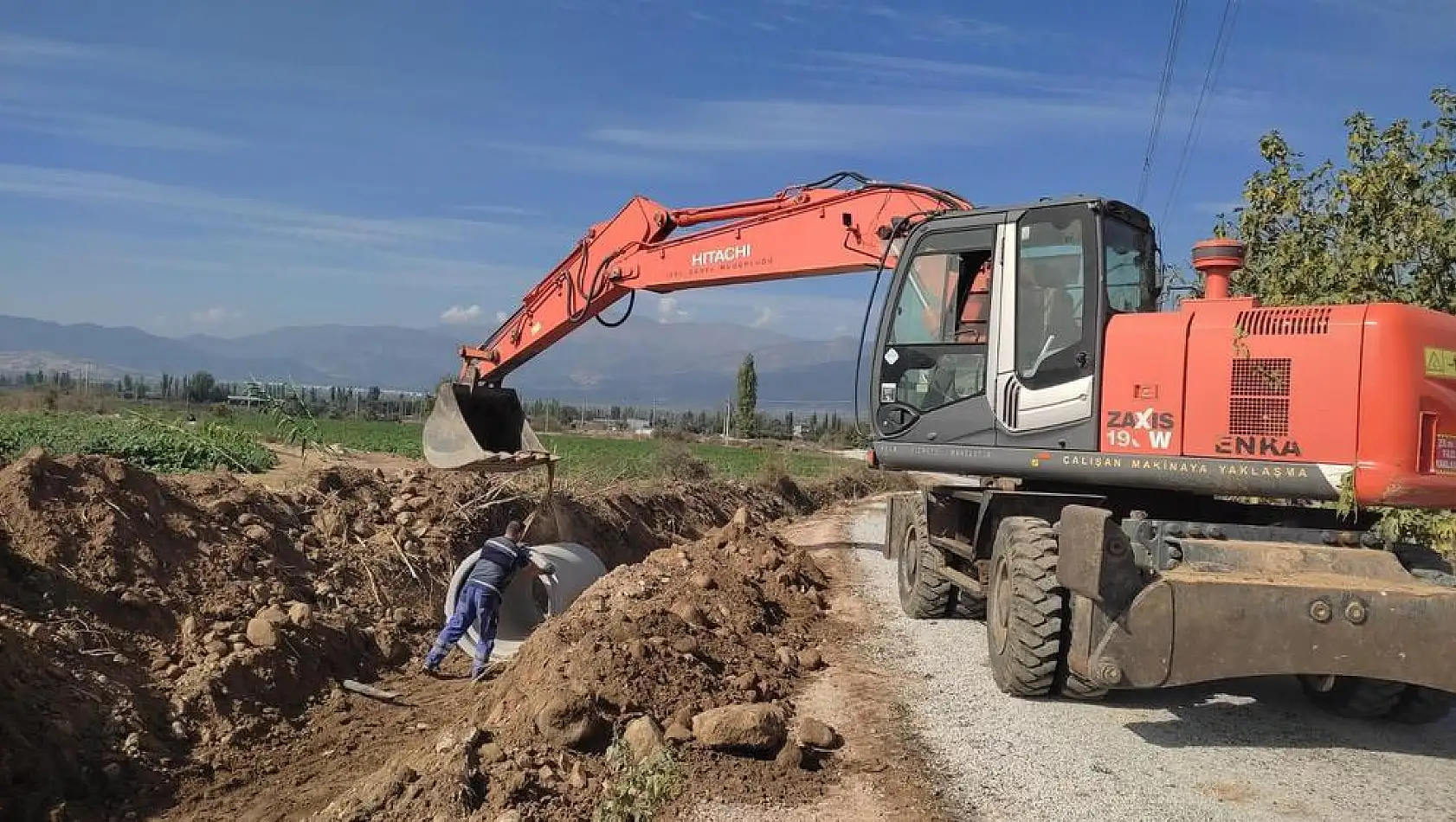 İZMİR BÜYÜKŞEHİR BELEDİYESİ'NDEN KİRAZ'DA REKOR ÇALIŞMA