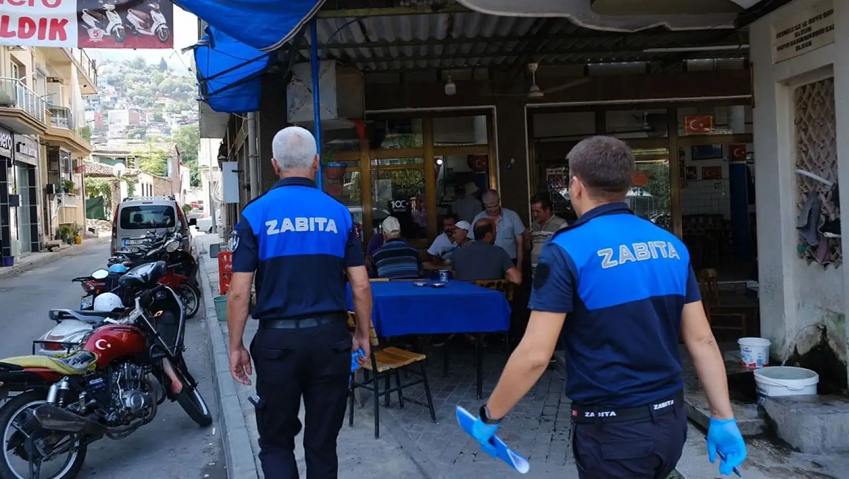 Tire Belediyesi'nden kafe ve çay ocaklarına denetim