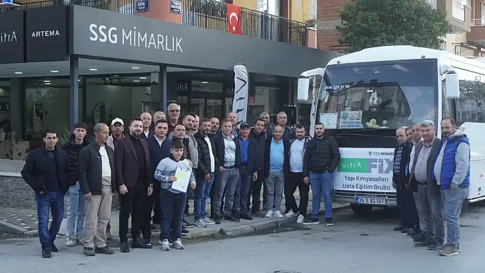 SSG Mimarlık Tire'de 48 ustaya Vitra ürünlerini tanıttı