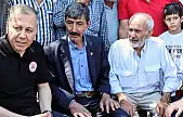 Bakan Yerlikaya Ödemiş'te yanan köylerde incelemelerde bulundu