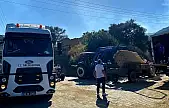 Tire Belediyesi samanları yangın bölgesine ulaştırdı