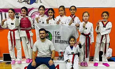 Tire Belediye Spor Taekwondo Takımı'ndan büyük başarı: 14 madalya ile döndüler