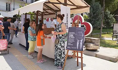 Tire Belediyesi'nden Ferdi Zeyrek anısına helva hayrı