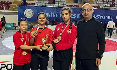 Tire'nin Gururu Kadın Güreş Takımı Türkiye ikincisi oldu