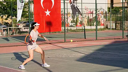 Tire Belediyesi Gençlik Şöleni, dolu dolu geçti