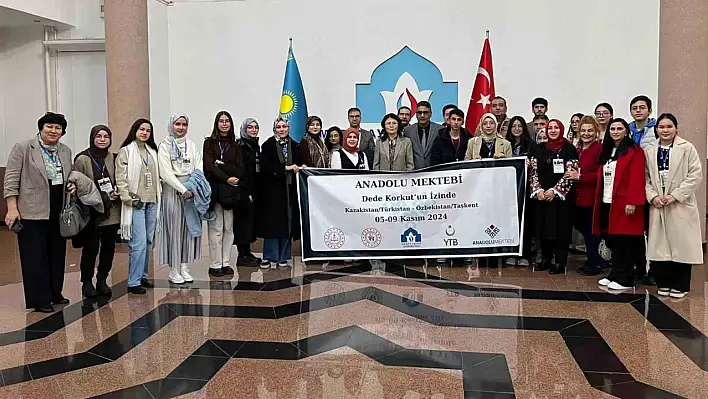 Anadolu Mektebi Dede Korkut Okumaları için Kazakistan 'da