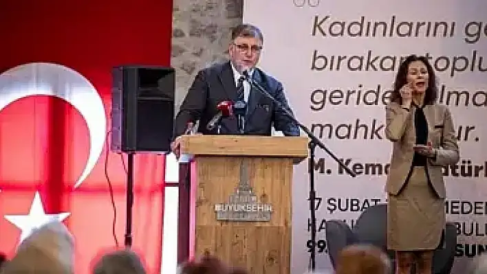 Başkan Tugay, 'Kadına yönelik şiddet son bulmadan medeniyetten söz edemeyiz