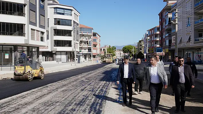 Gençlik Caddesi'nde  köklü yenileme