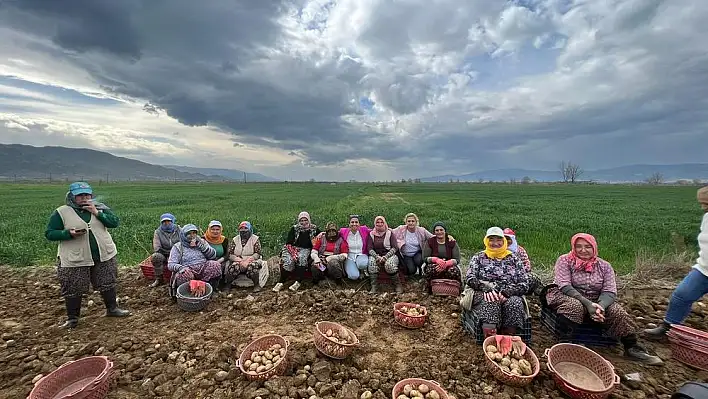  'EMEKÇİMİZİN HER DAİM YANINDAYIZ'