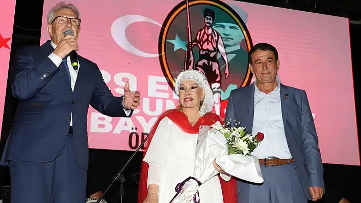 Ödemiş 100. Yıl etkinliklerine Bedia Akartürk ile başladı