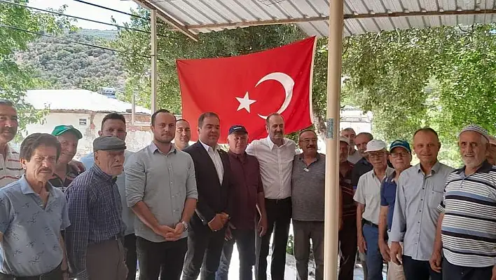 Tamer Osmanağaoğlu yangından etkilenen Büyükkale Mahallesi’ni ziyaret etti