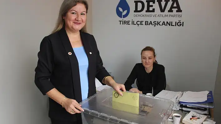 Tire'de DEVA tek adaylı kongre gerçekleştirdi