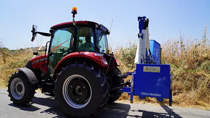 Yangın riskine karşı yol kenarları temizleniyor