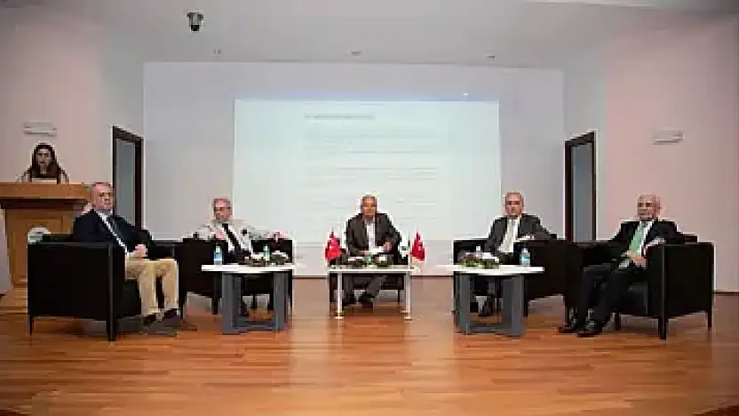TOSBİ'de 'Mesleksizlik' Sorunu Masaya Yatırıldı: Sanayi uygulamalı eğitim modelleri istiyor